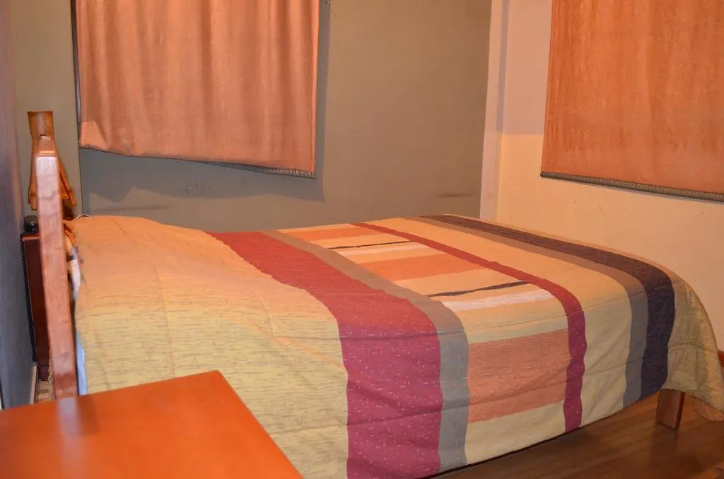 クエンカ Hostal Casa Del Rioホステル 0*,  エクアドル