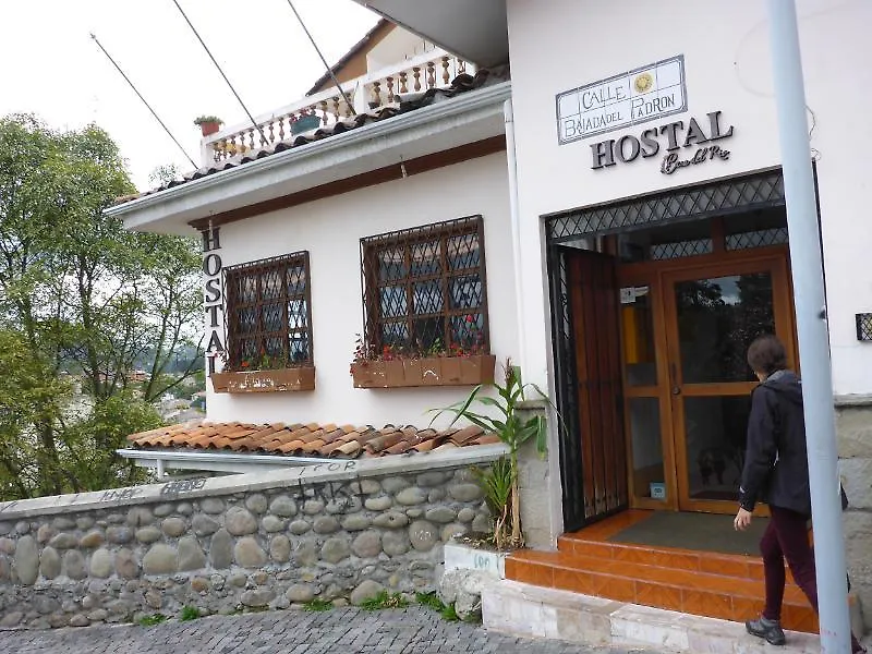クエンカ Hostal Casa Del Rioホステル ホステル